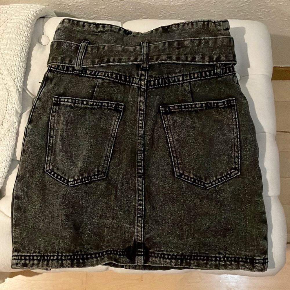Gilli Ava Black Washed Paperbag Skirt - Picture 4 of 4